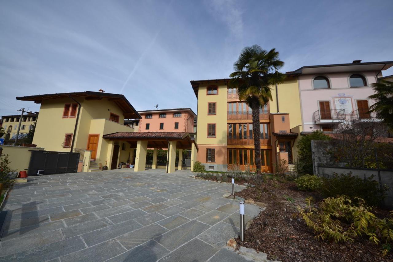 Alla Piana Apartment Varallo Exterior photo