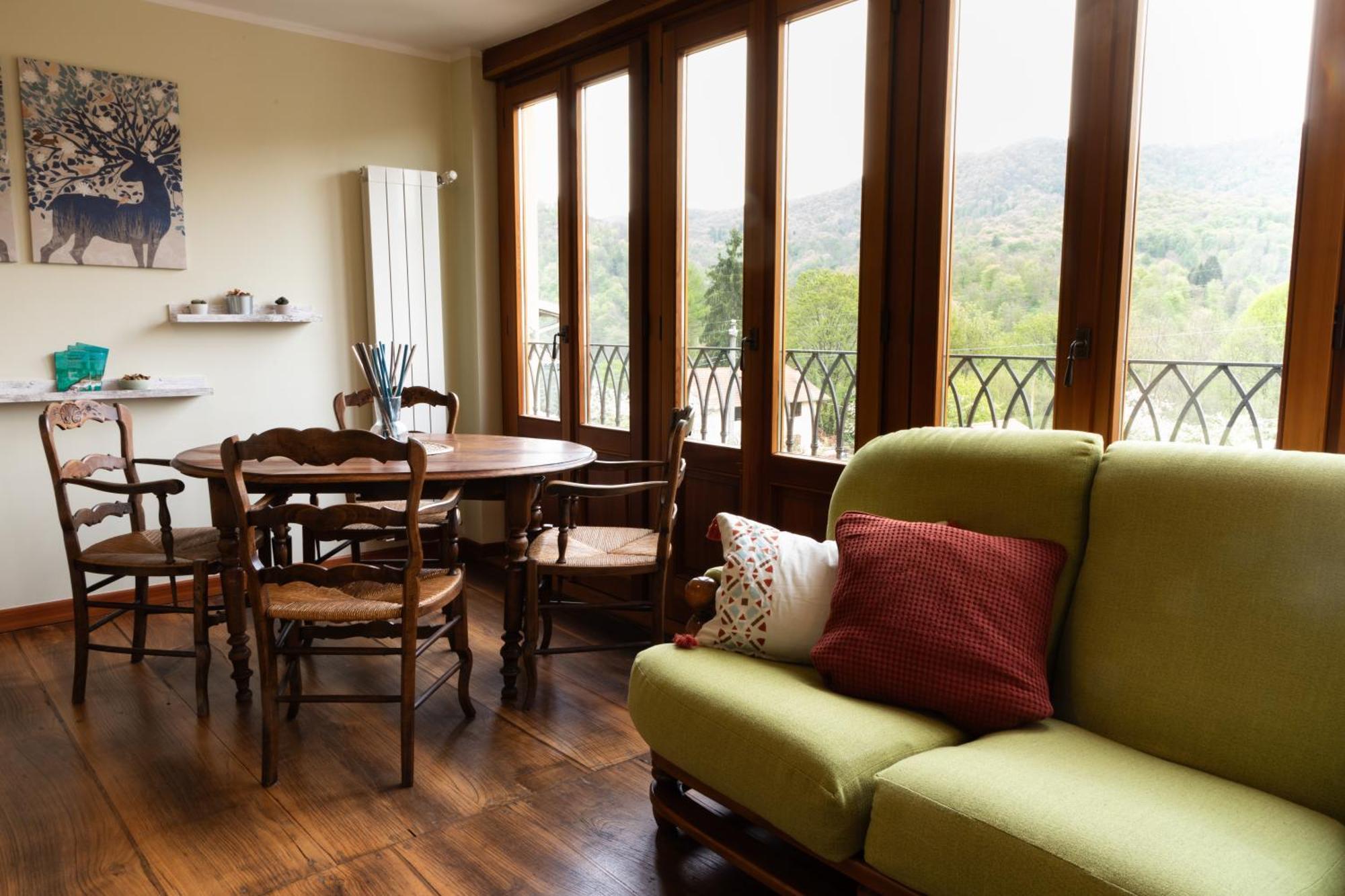 Alla Piana Apartment Varallo Exterior photo
